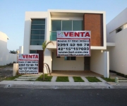 VENDO HERMOSA CASA TIPO RESIDENCIAL EN EL EXCLUSIVO FRACC. LOMAS DEL SOL